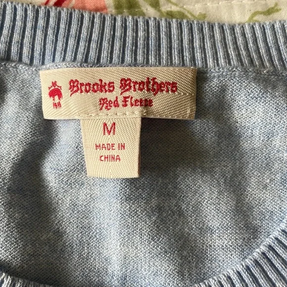 Brooks Brothers short sleeve light sweater size M - Picture 4 of 5